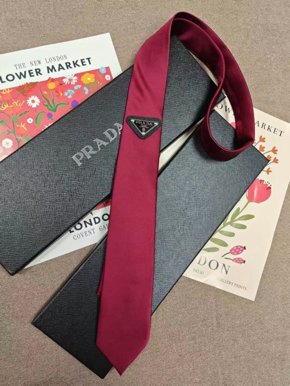 Prada Red Tie 😘💘 Comes with a gift box, brand new